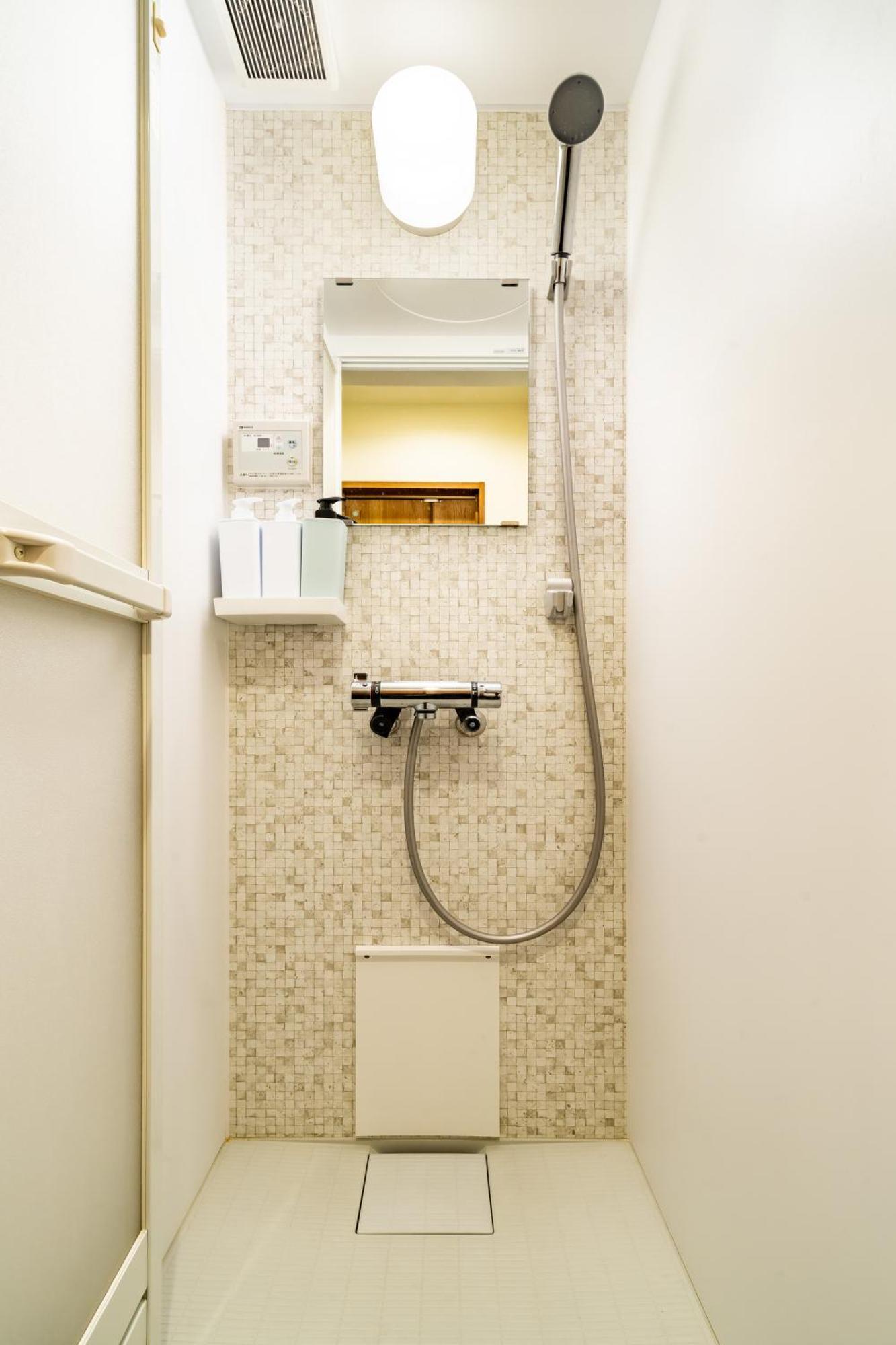 53, Yahiro 5, Private House Tokyo